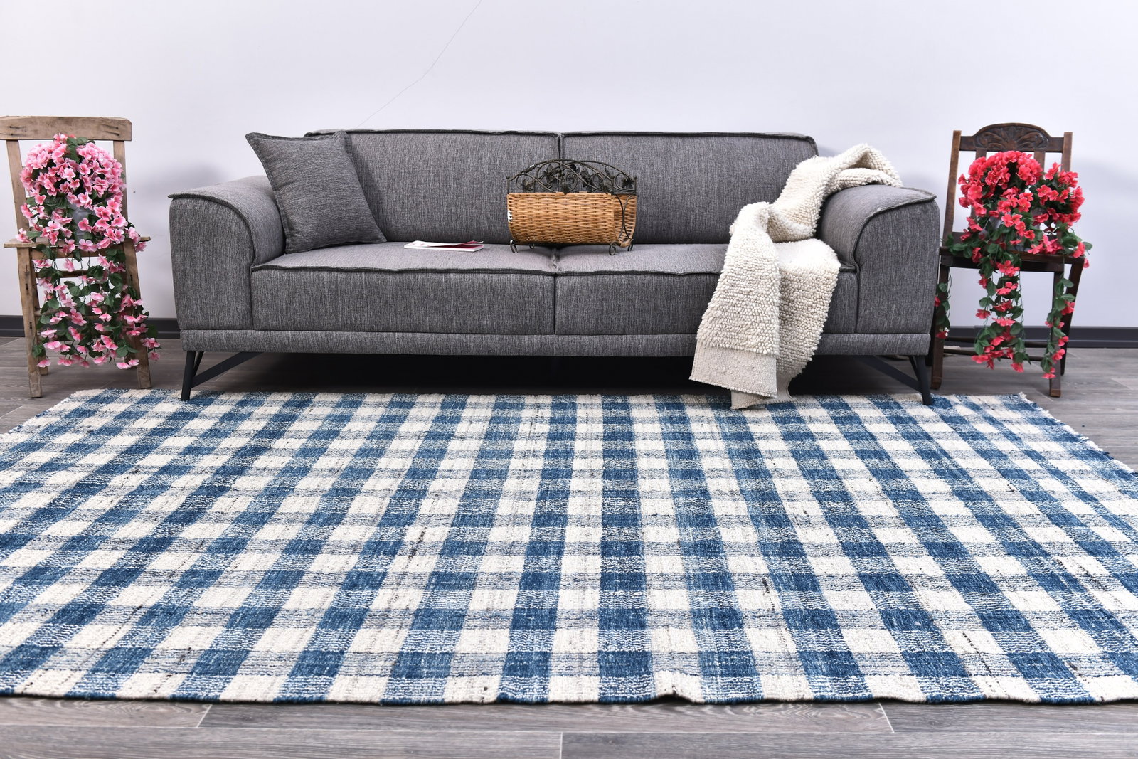 6'3'' x 9'5'' Handmade Vintage Wool Rug - 244167: Title: 6'3'' x 9'5'' Handmade Vintage Wool Rug - 244167 Description:6'3'' x 9'5'' Handmade Vintage Wool Rug - 244167 Origin:Turkiye Date/Period:1960-90 Materials:Wool,Cotton Dimension:6'3''x9'5'' ft, 