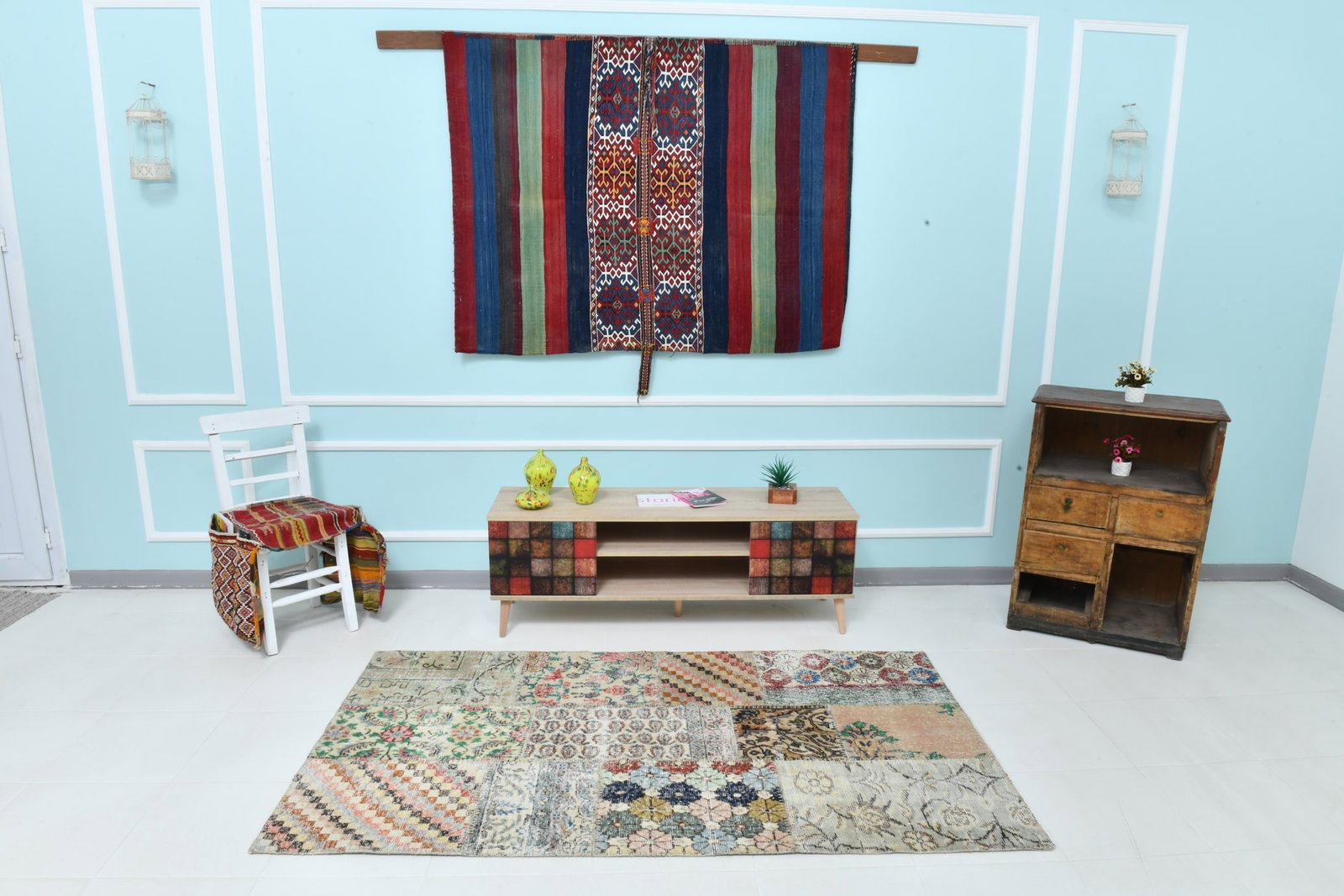 3'9'' x 6'9'' Handmade Vintage Wool Patchwork Rug - 22517 - 2