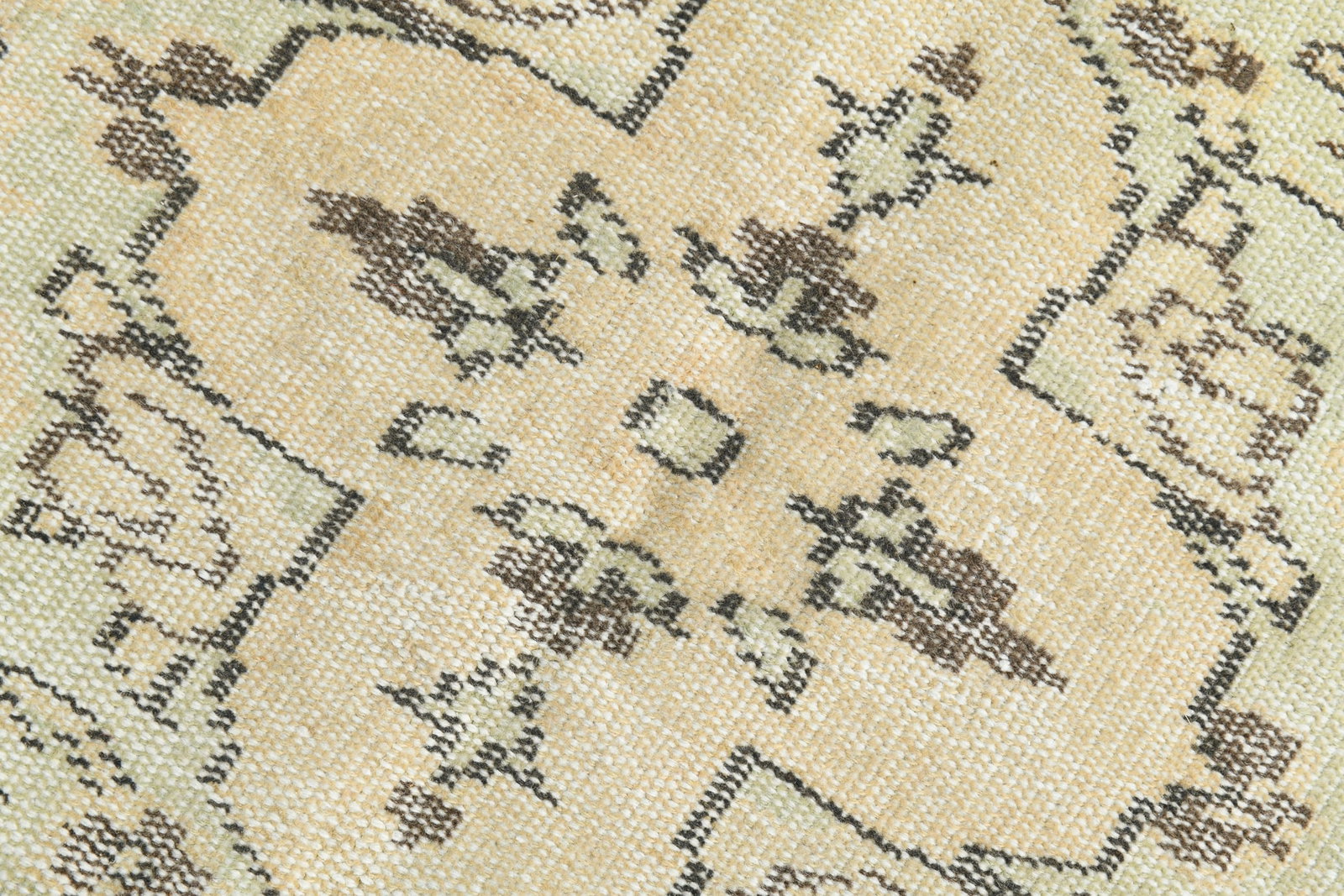 5'6'' x 9'1'' Decorative Vintage Rug - 1959 - 7