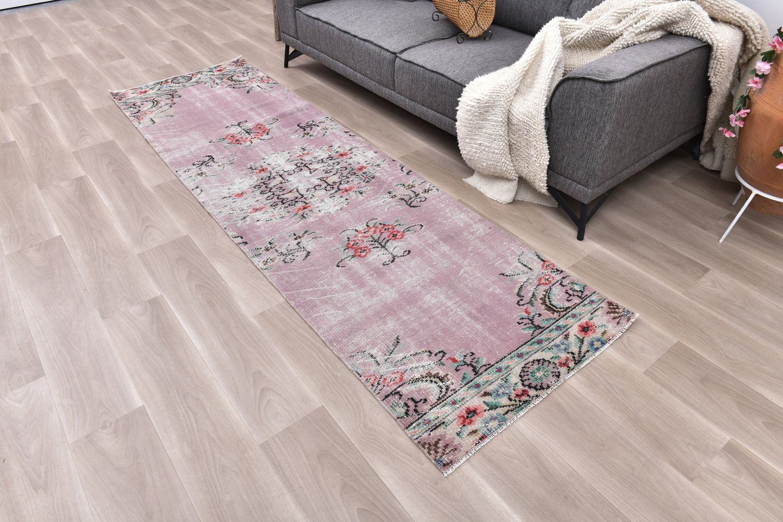 2'9'' x 9'6'' Turkish Vintage Runner Rug - 242330 - 2