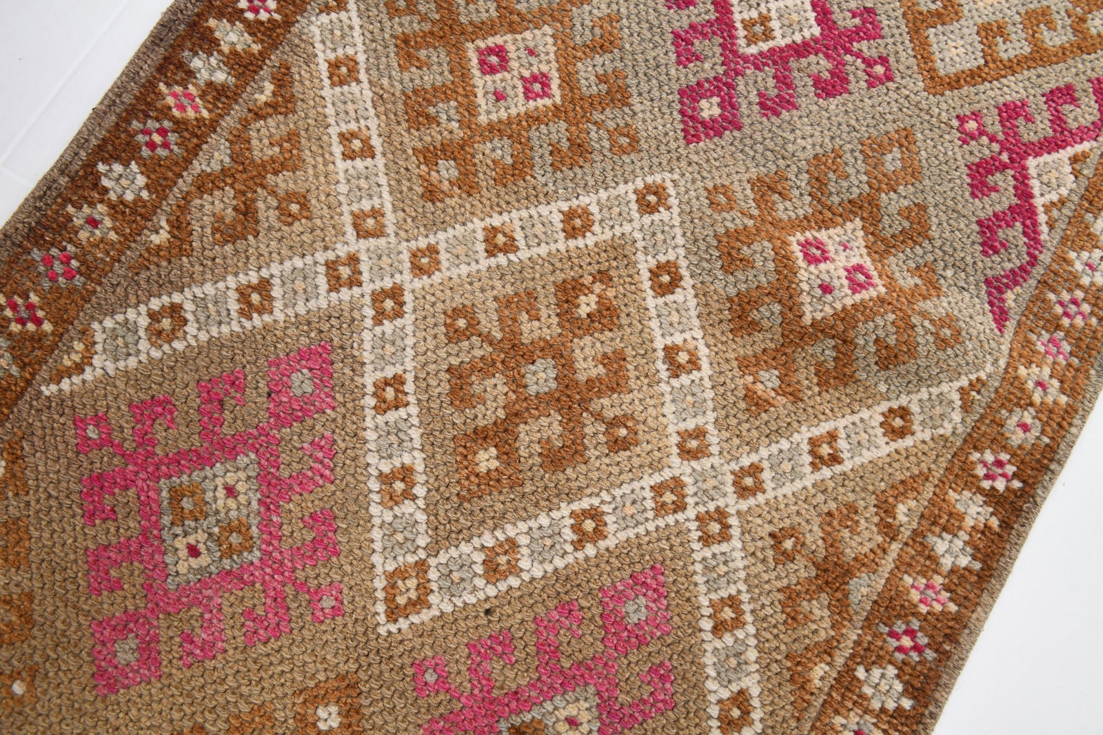 2'8'' x 11'3'' Handmade Vintage Wool Rug - 19005 - 6