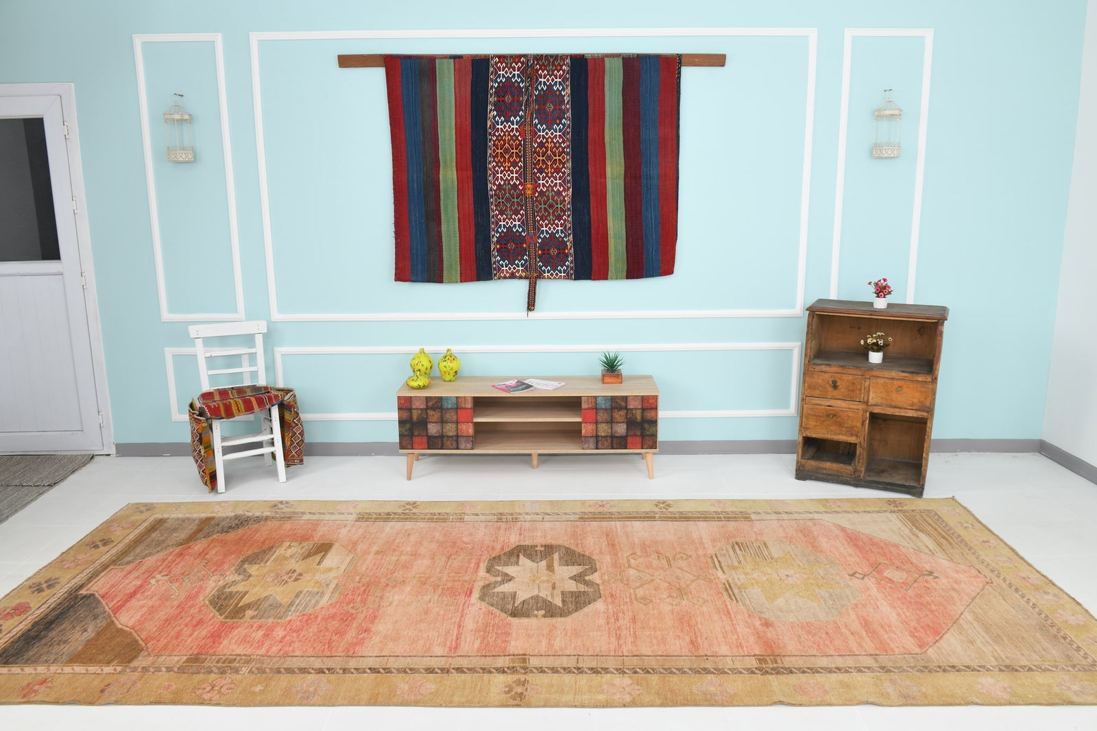 5'8'' x 13'8'' Handmade Vintage Wool Rug - 18959 - 2