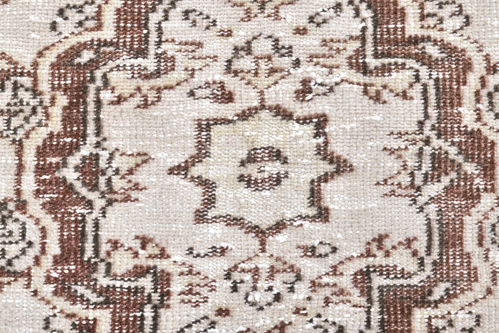 4'11'' x 8'2'' Handmade Vintage Wool Rug - 242310 - 6