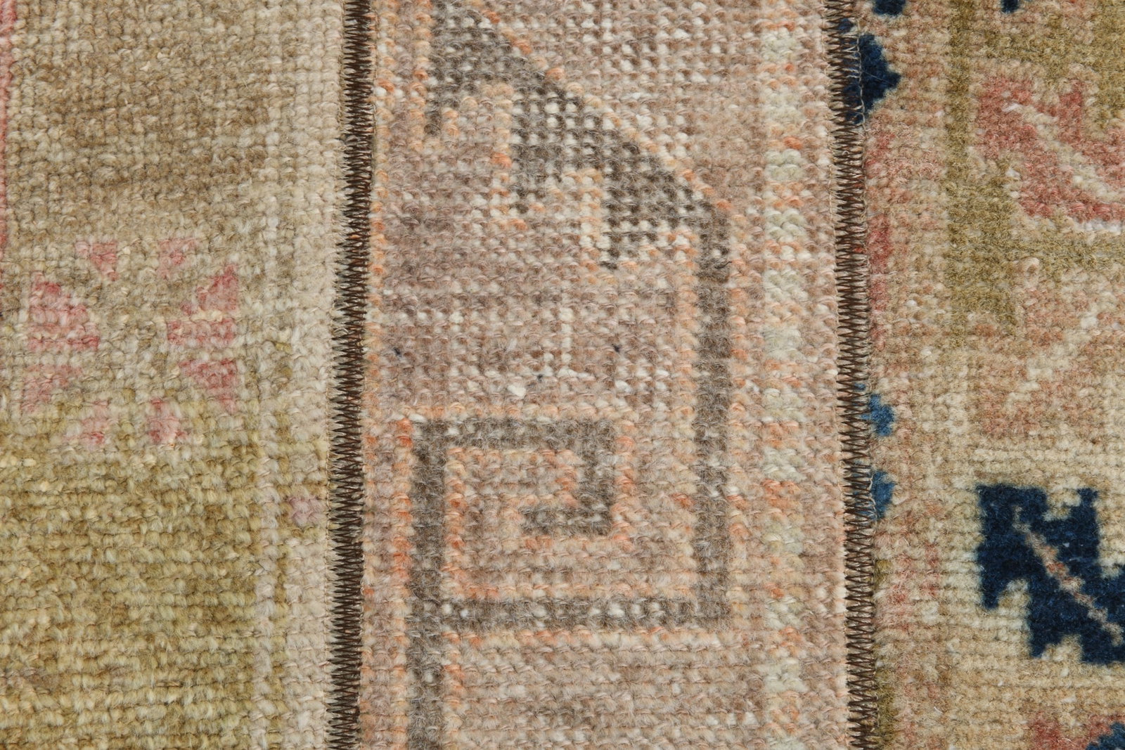 2'3'' x 8'5'' Turkish Vintage Runner Rug - 21361 - 9