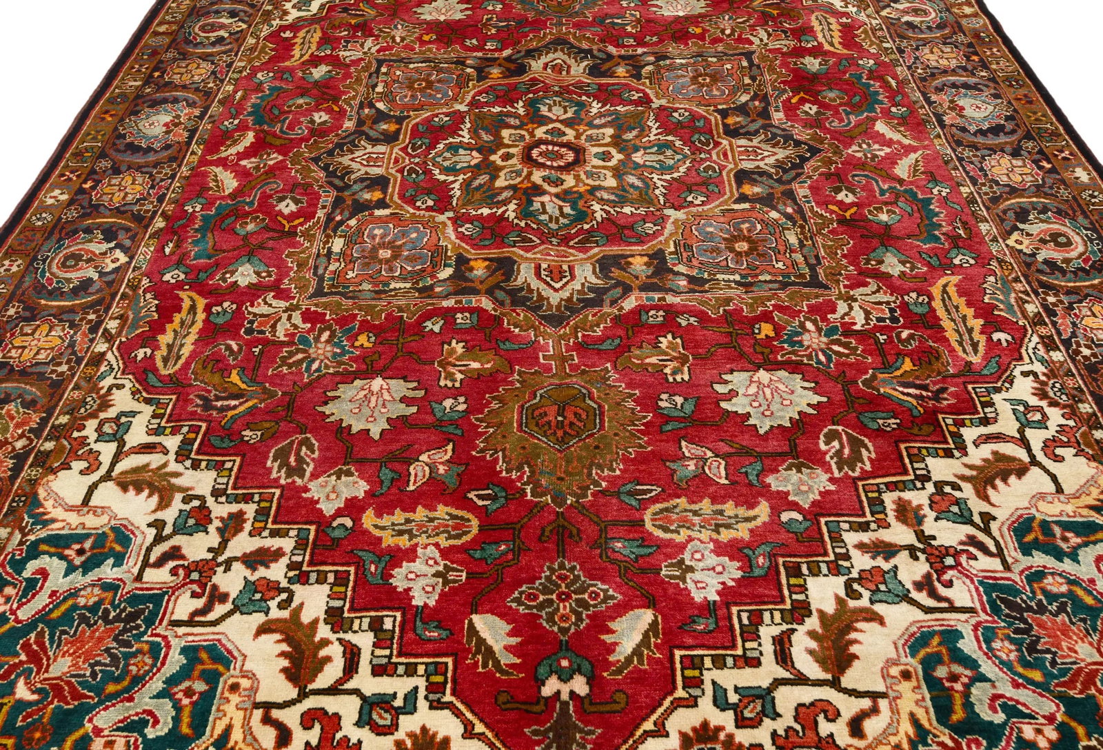 Vintage Red Floral 8X12 Heriz Persian Rug - 4