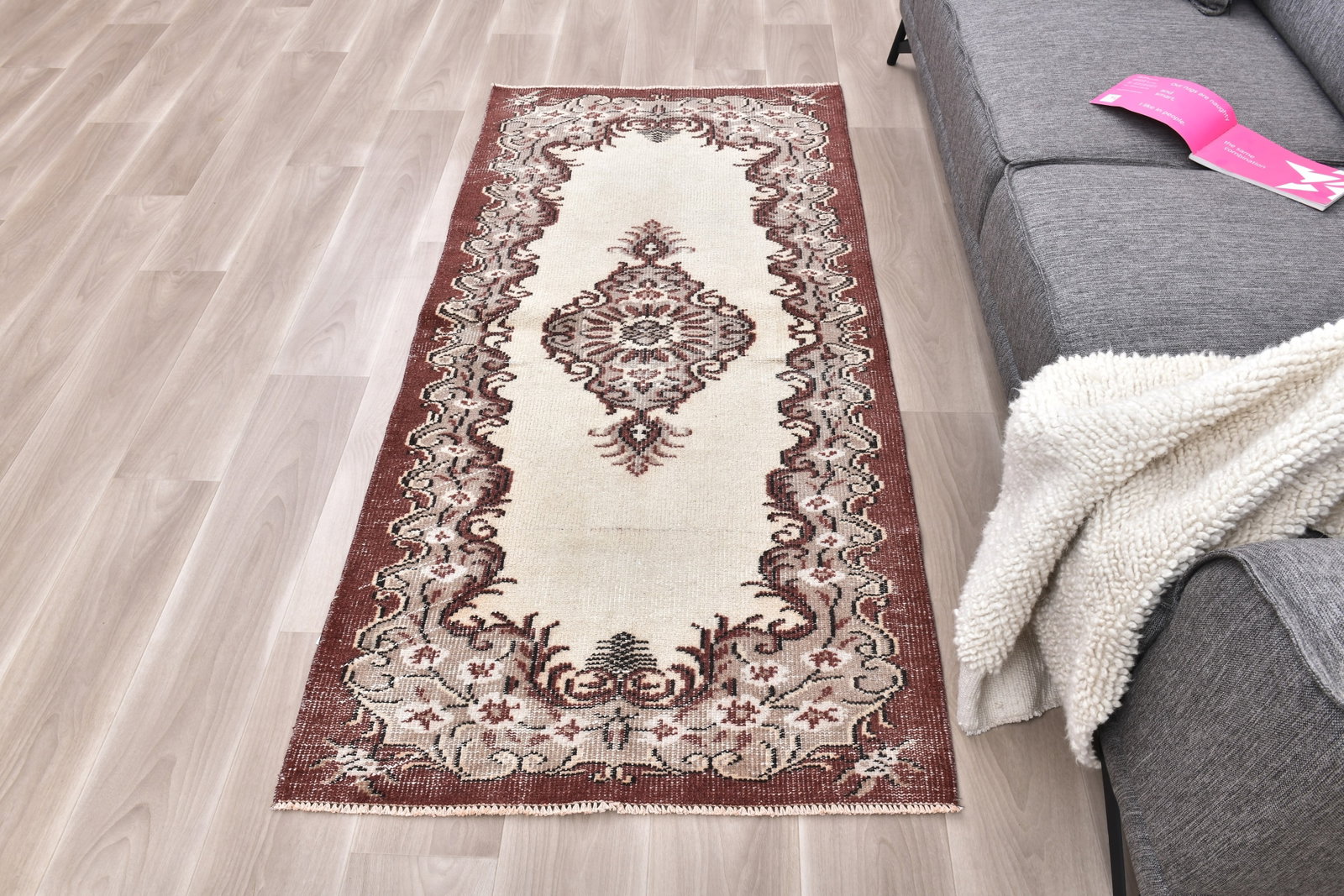 3'1'' x 6'3'' Turkish Vintage Runner Rug - 242318 - 3