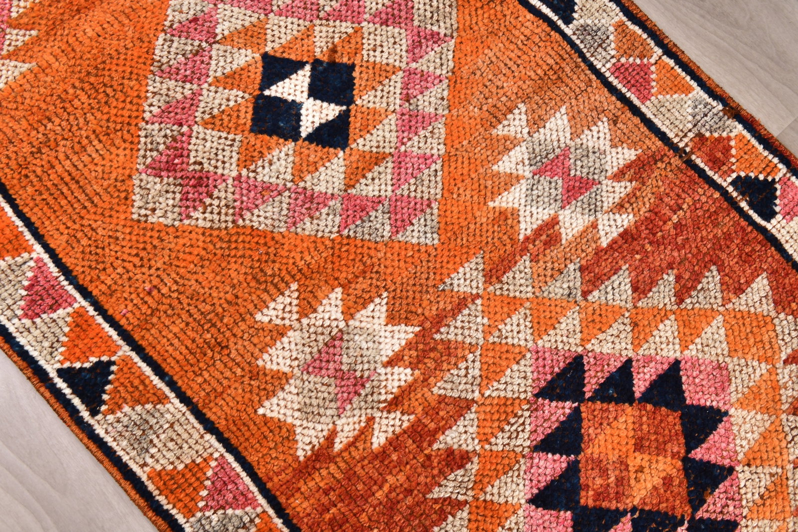 2'9'' x 11'3'' Turkish Vintage Runner Rug - 242316 - 4