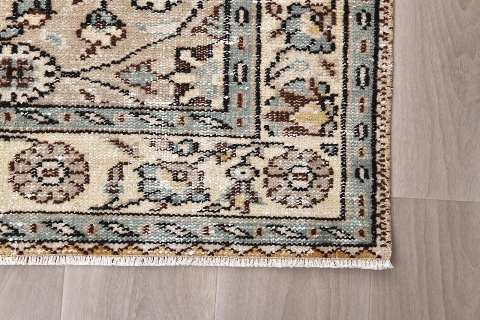 5'6'' x 8'9'' Turkish Vintage Runner Rug - 242328 - 10