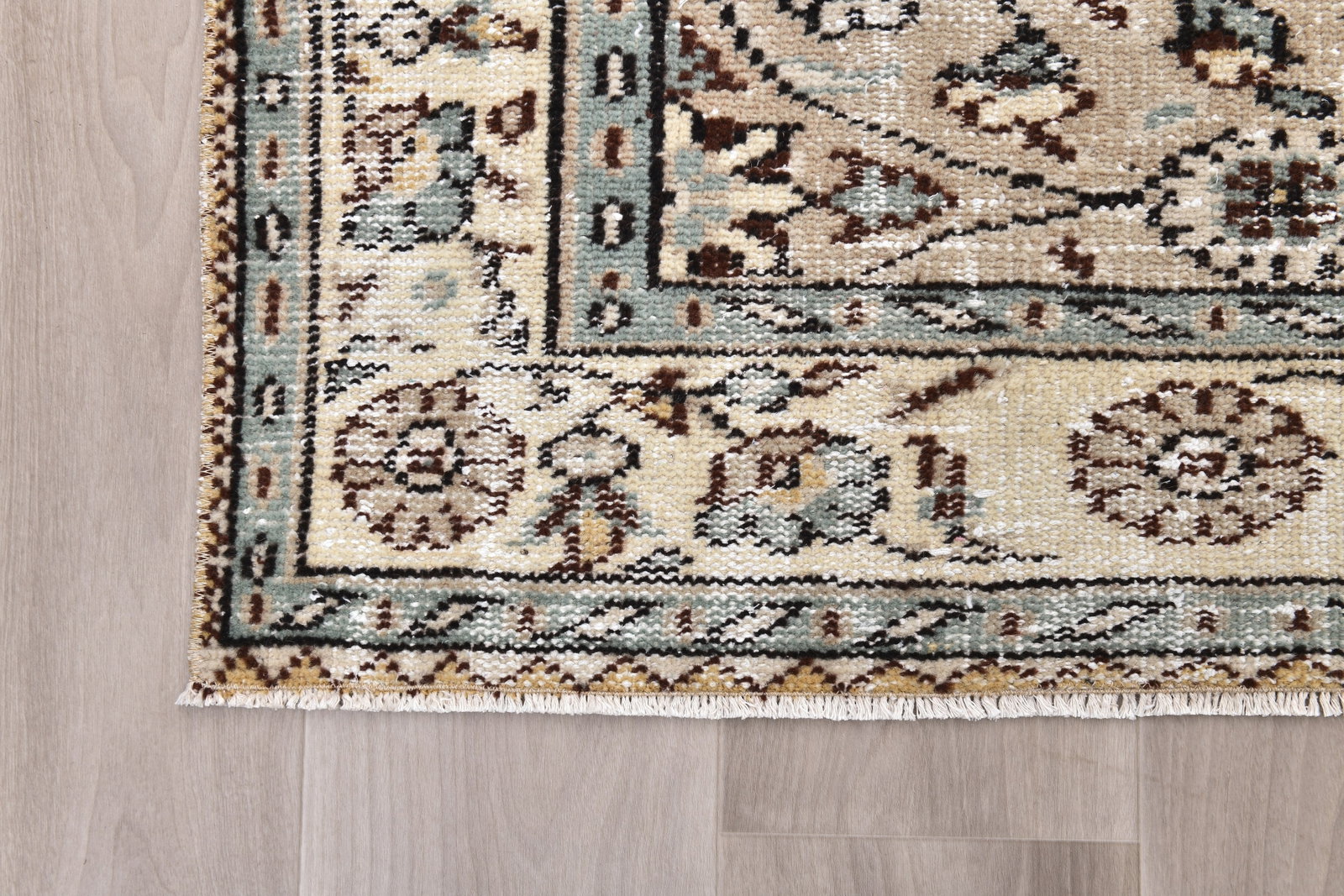 5'6'' x 8'9'' Turkish Vintage Runner Rug - 242328 - 8