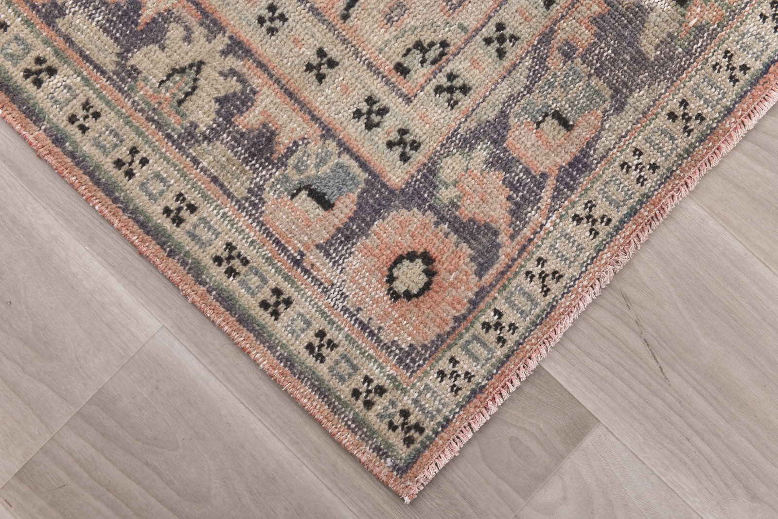 5'10'' x 9'6'' Handmade Vintage Wool Rug - 242335 - 7