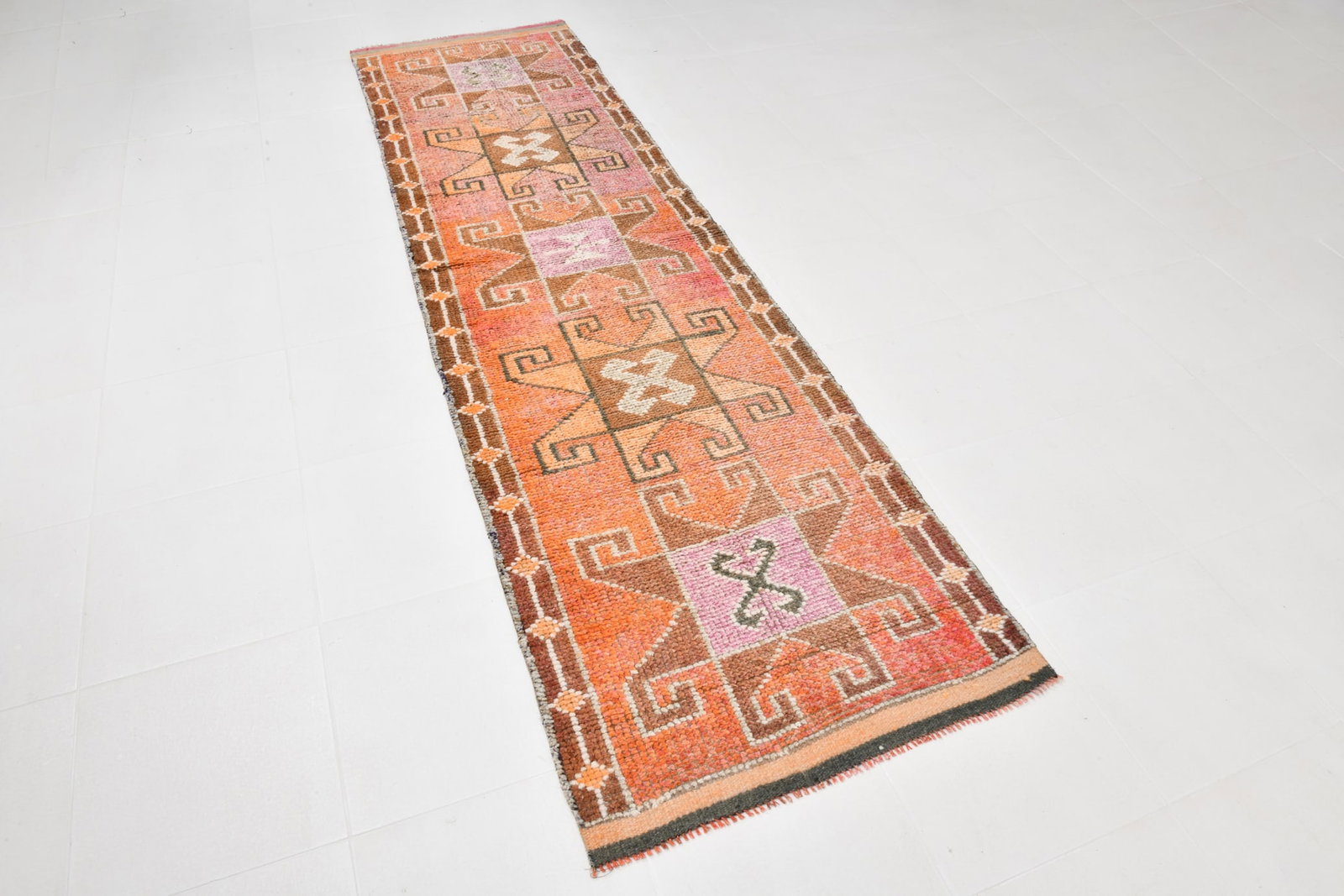 2'9'' x 9'10'' Unique Handmade Vintage Rug - 22000 - 19