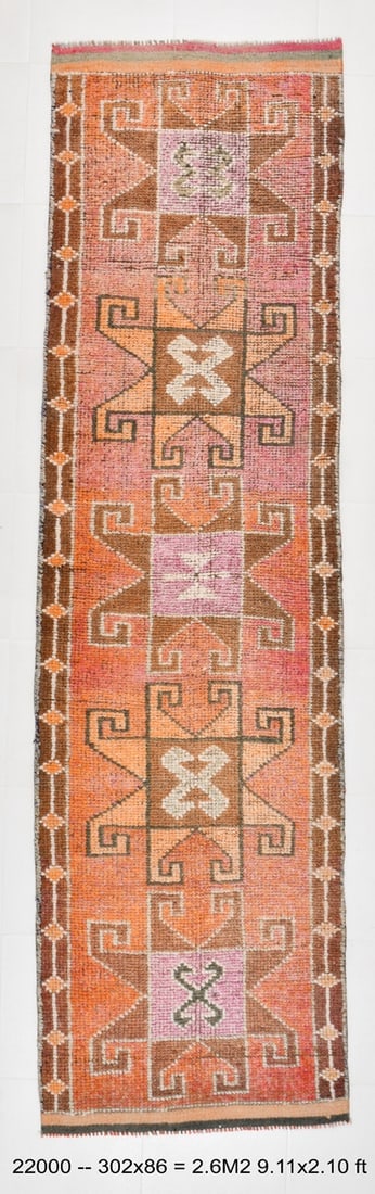 2'9'' x 9'10'' Unique Handmade Vintage Rug - 22000: Title: 2'9'' x 9'10'' Unique Handmade Vintage Rug - 22000 Description:2'9'' x 9'10'' Unique Handmade Vintage Rug - 22000 Origin:Turkiye Date/Period:1960-90 Materials:Wool,Cotton Dimension:2'9''x9'10''