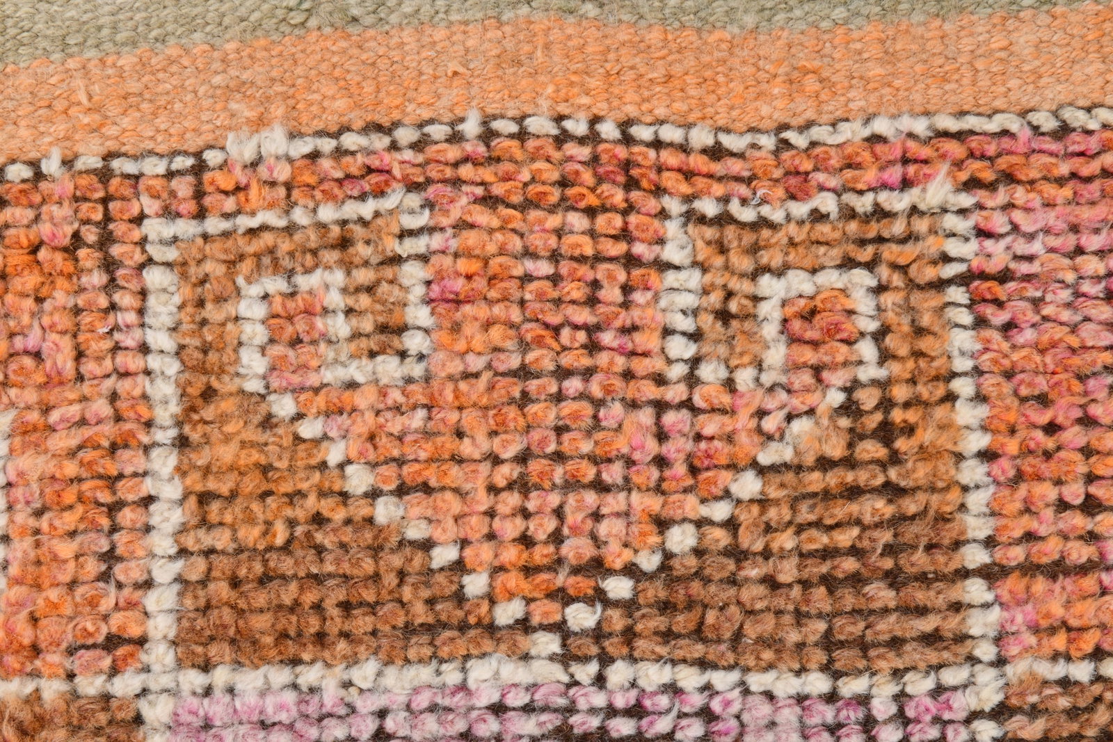 2'9'' x 9'10'' Unique Handmade Vintage Rug - 22000 - 9