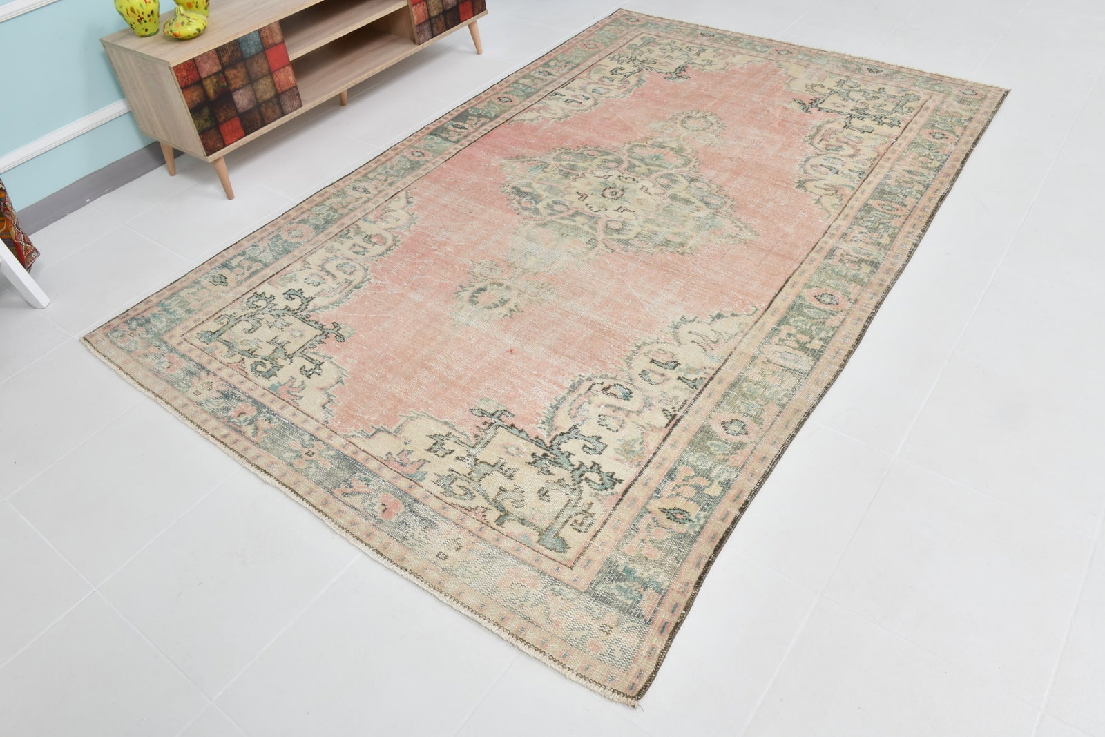 5'9'' x 8'11'' Vintage Wool Runner Rug - 20724 - 4