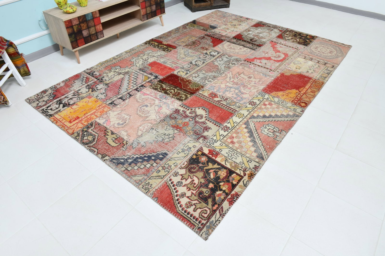 6'8'' x 10'0'' Handmade Vintage Wool Patchwork Rug - 22515 - 4