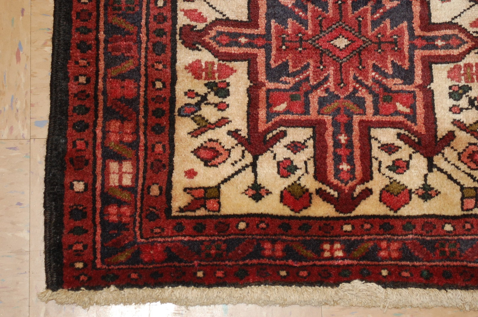 Persian HERIZ RUG 2' x 6'6" - 7