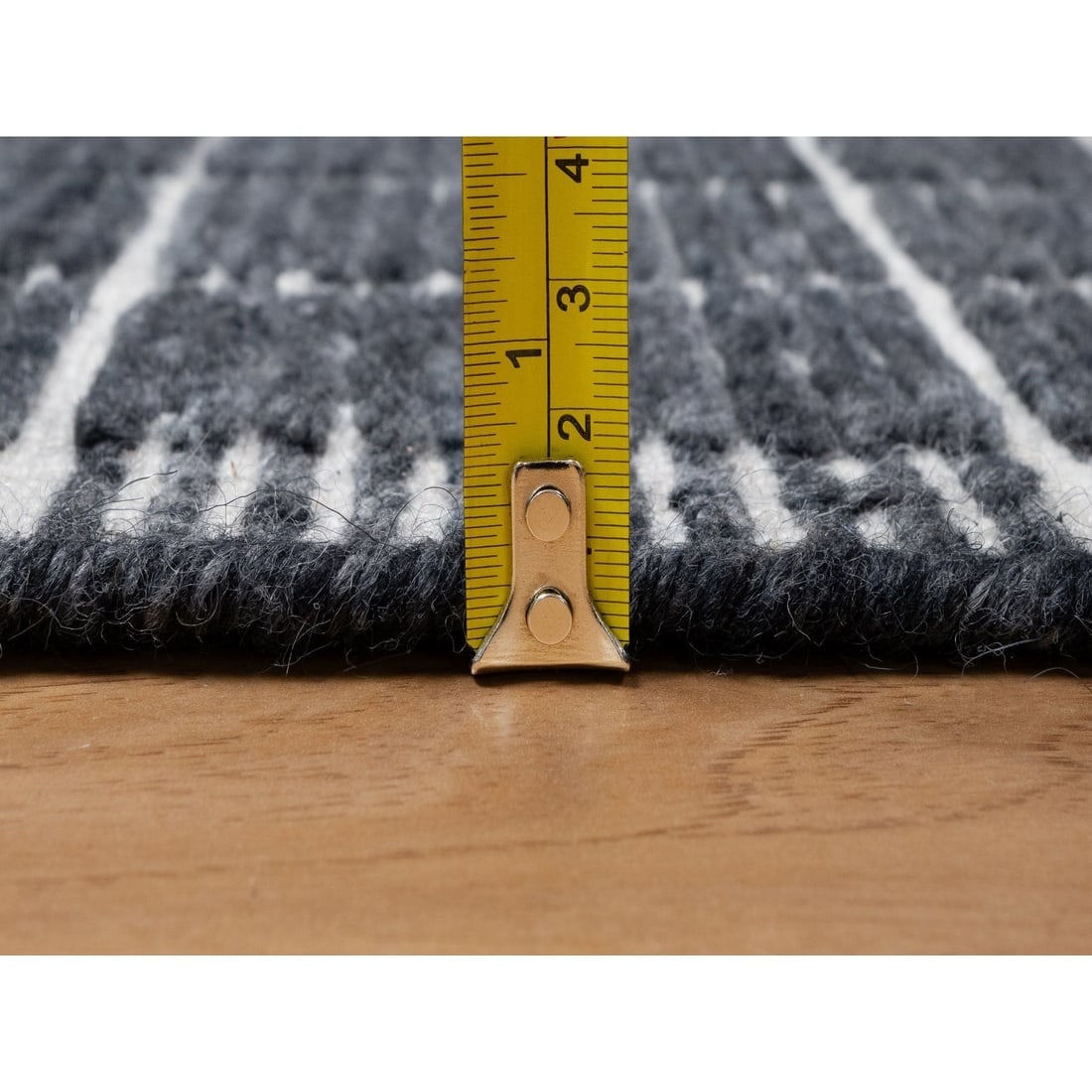 Black Modern Pure Wool Box Design with Plain Decor Loomed Knotted Rug - 7