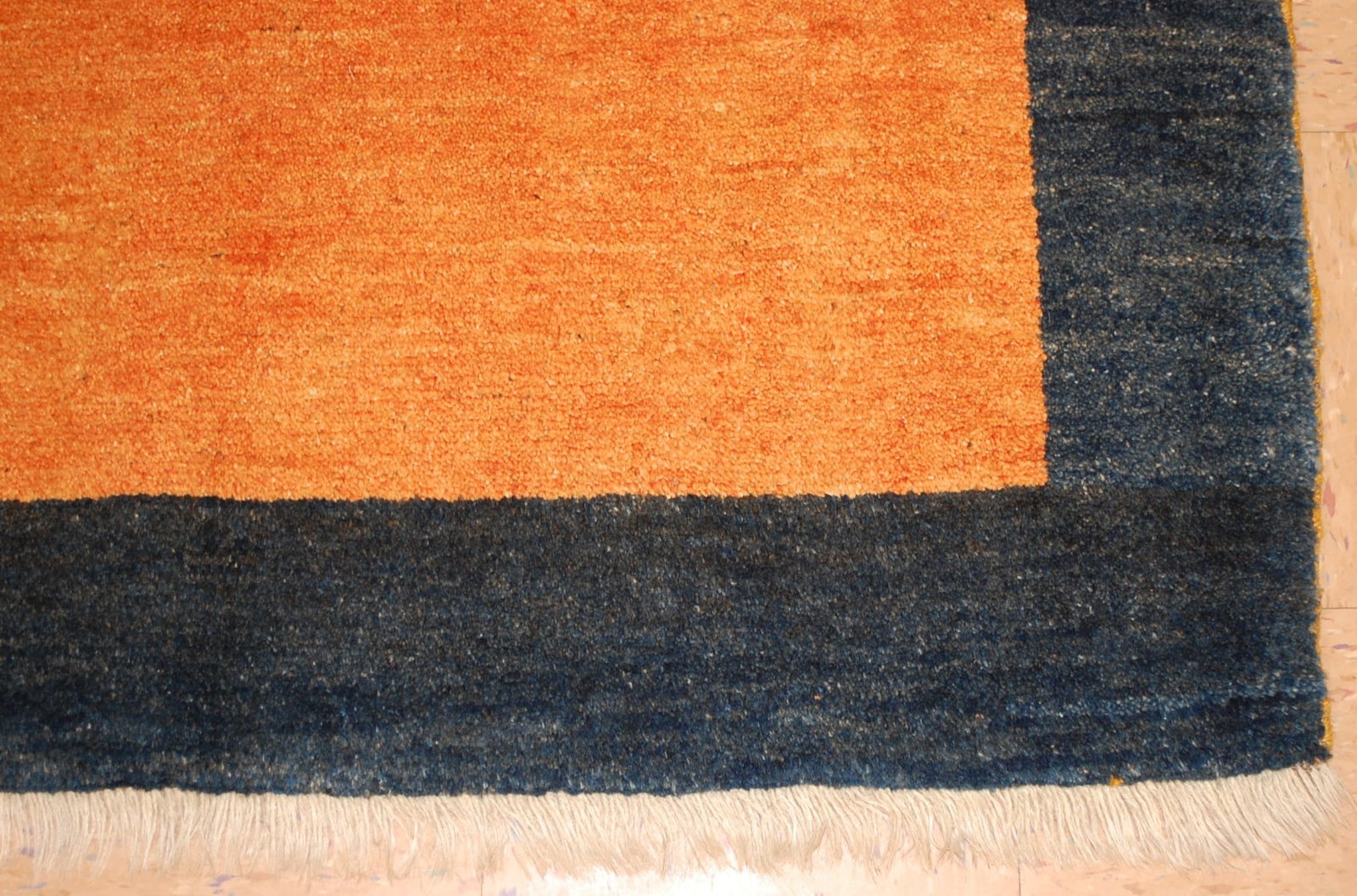 PERSIAN SHIRAZ RUG 4'6" x 5'4" - 2