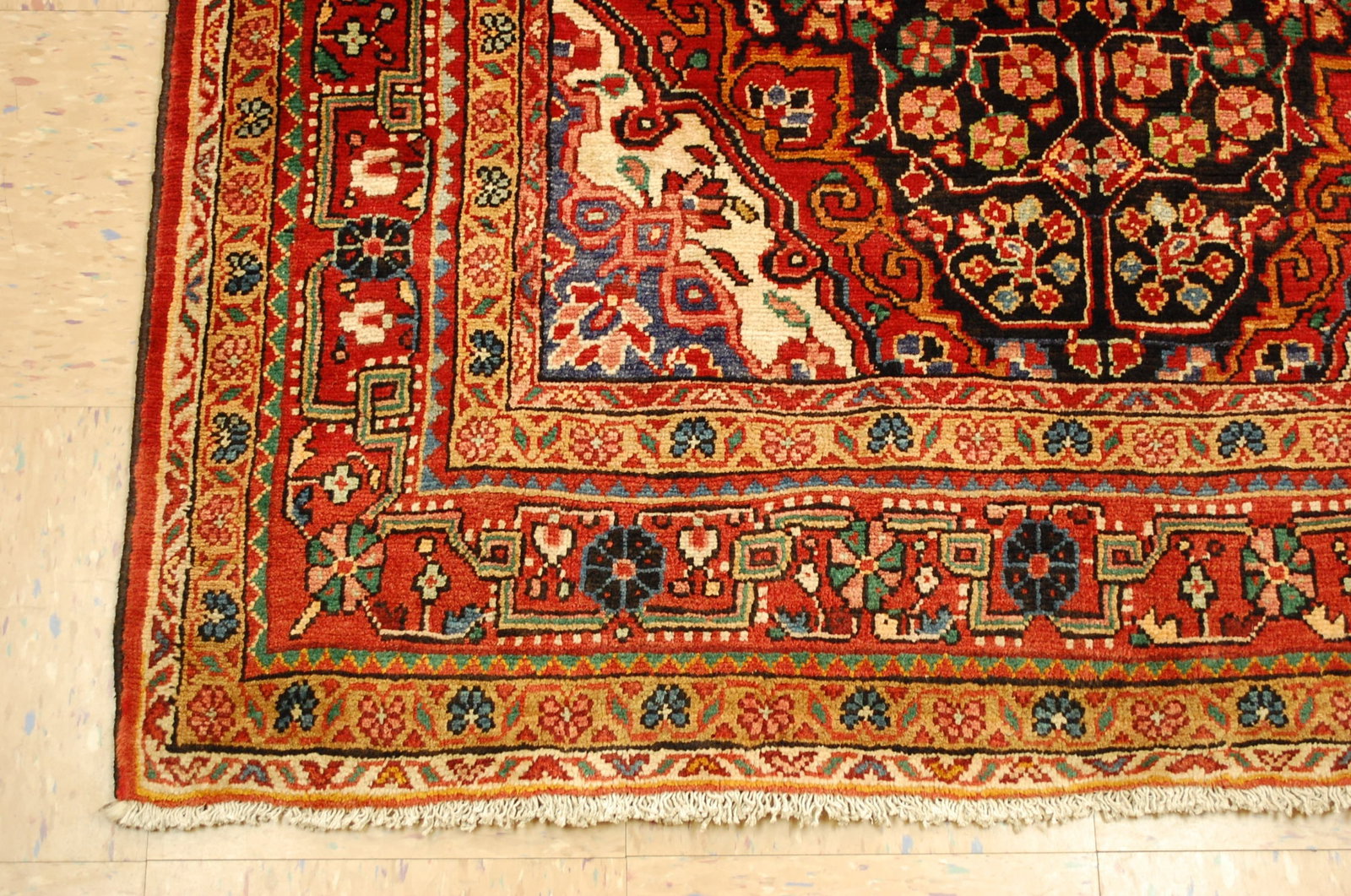 PERSIAN SARUK RUG 4' 4" x 7' 3" - 3