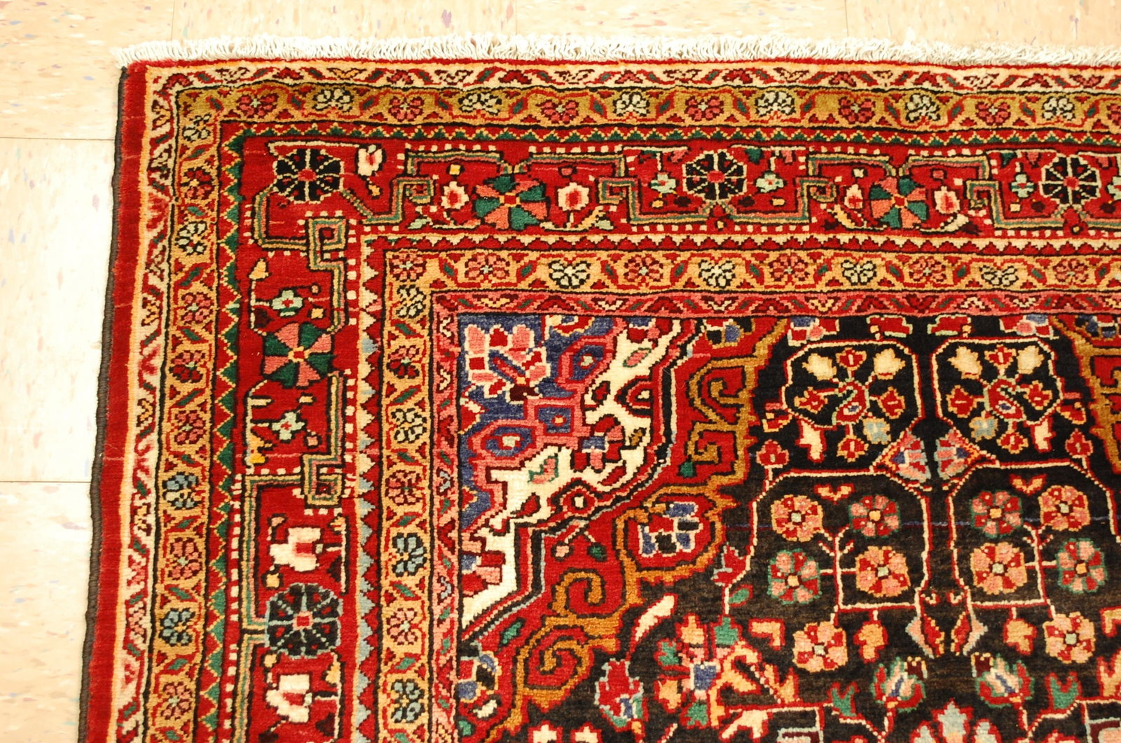 PERSIAN SARUK RUG 4' 4" x 7' 3" - 4