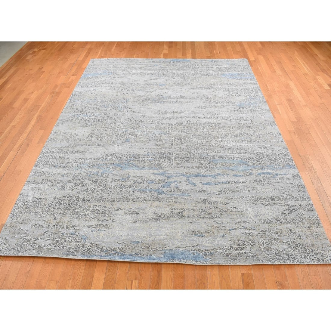 Gray, Wool and Silk, Intricate Contemporary Design, Hand Knotted Rug - 2