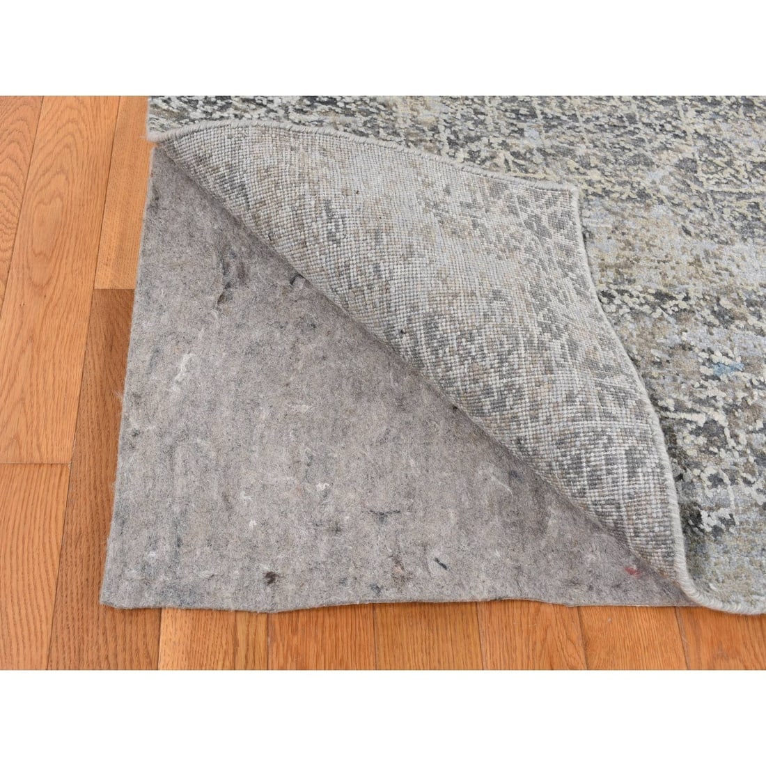 Gray, Wool and Silk, Intricate Contemporary Design, Hand Knotted Rug - 4