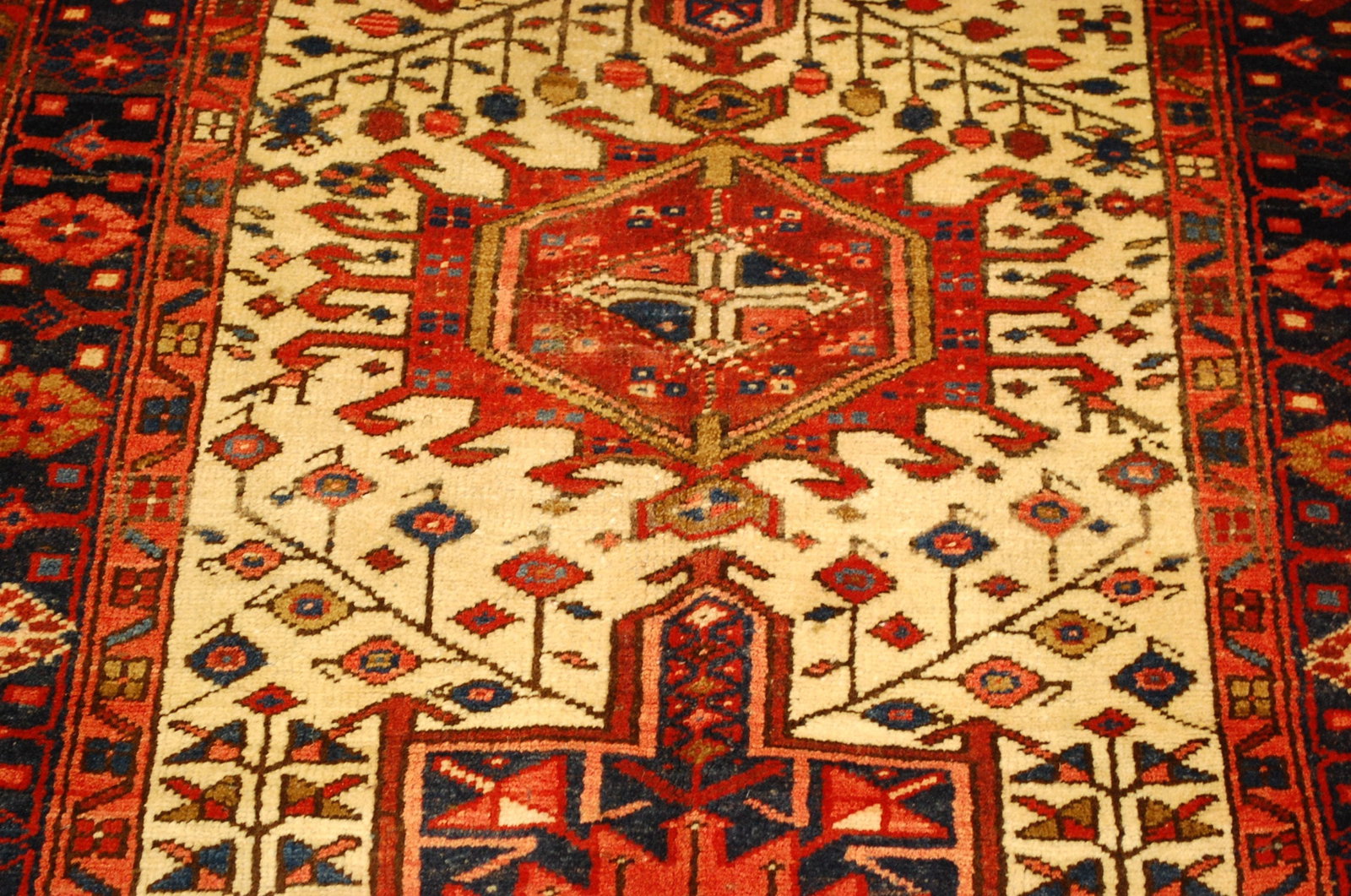 HERIZ RUG 3' 5" x 11' 6" - 7