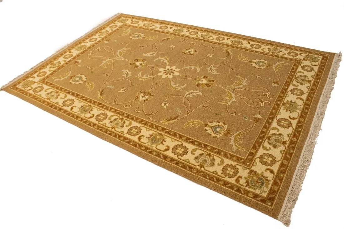 Khaki Floral 6X8 Sumak Oriental Rug - 4