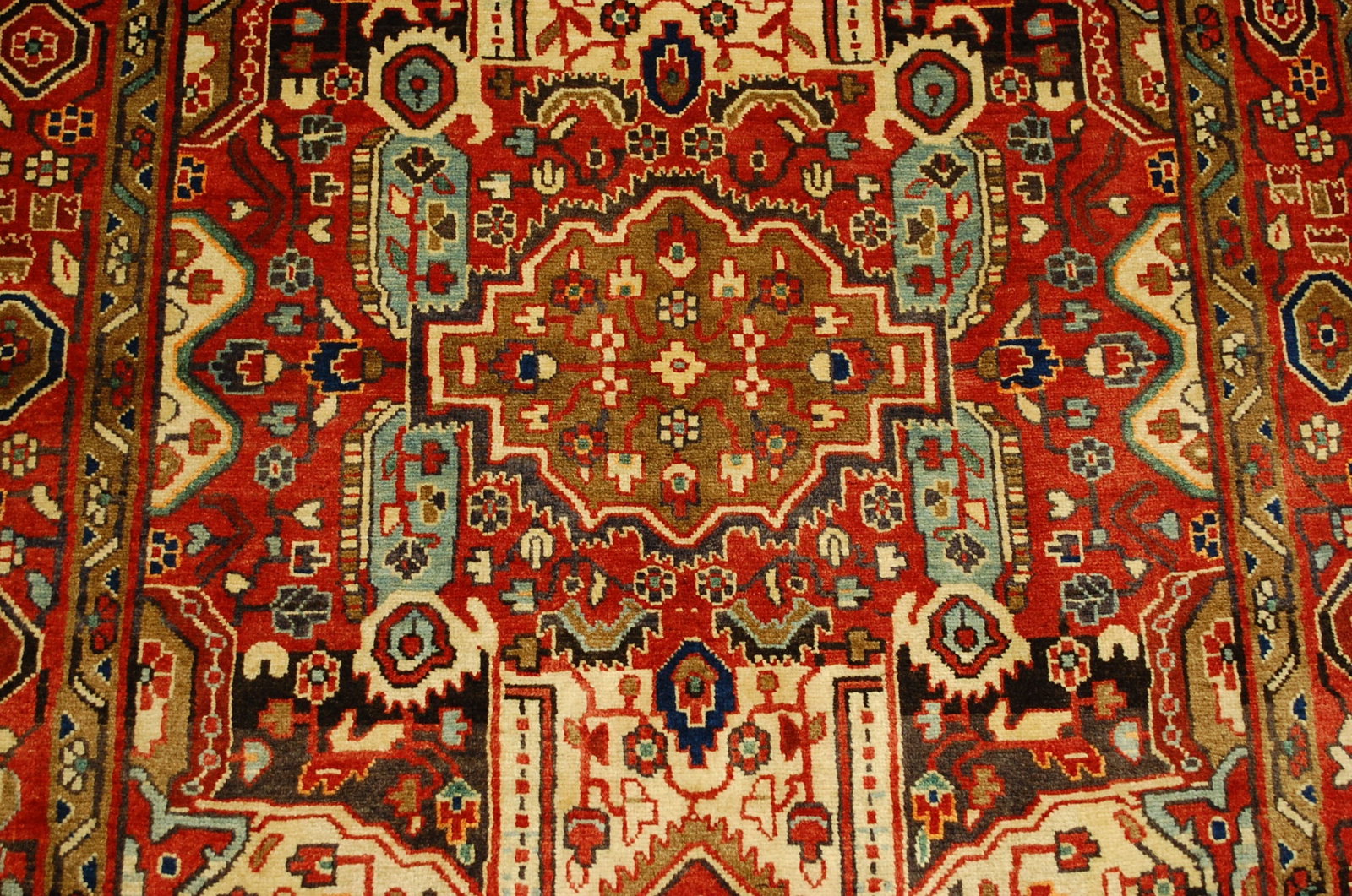 PERSIAN SARUK RUG 3.7x5.3 - 6