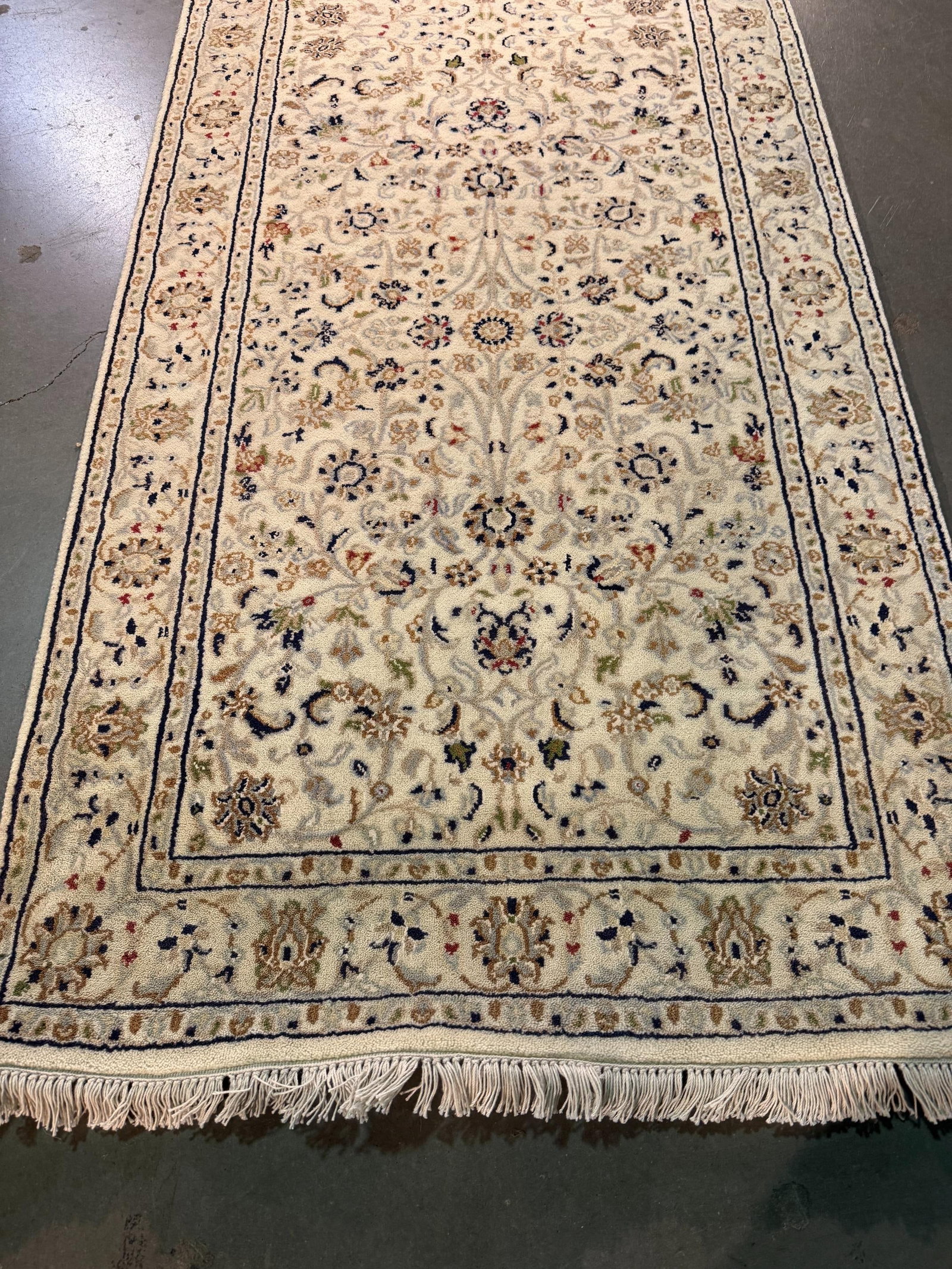 Fine Silk and wool Runner 2.8x8.1 - 2