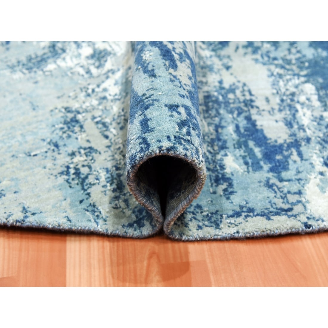 Blue, Hand Knotted Abstract Design, Pure Silk and Wool Round Rug - 6
