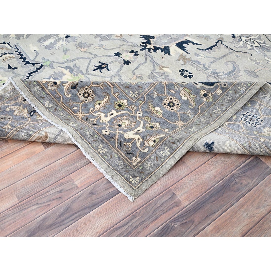 Gray, Afghan Peshawar with Serapi Heriz Design, Wool Hand Knotted Rug - 6