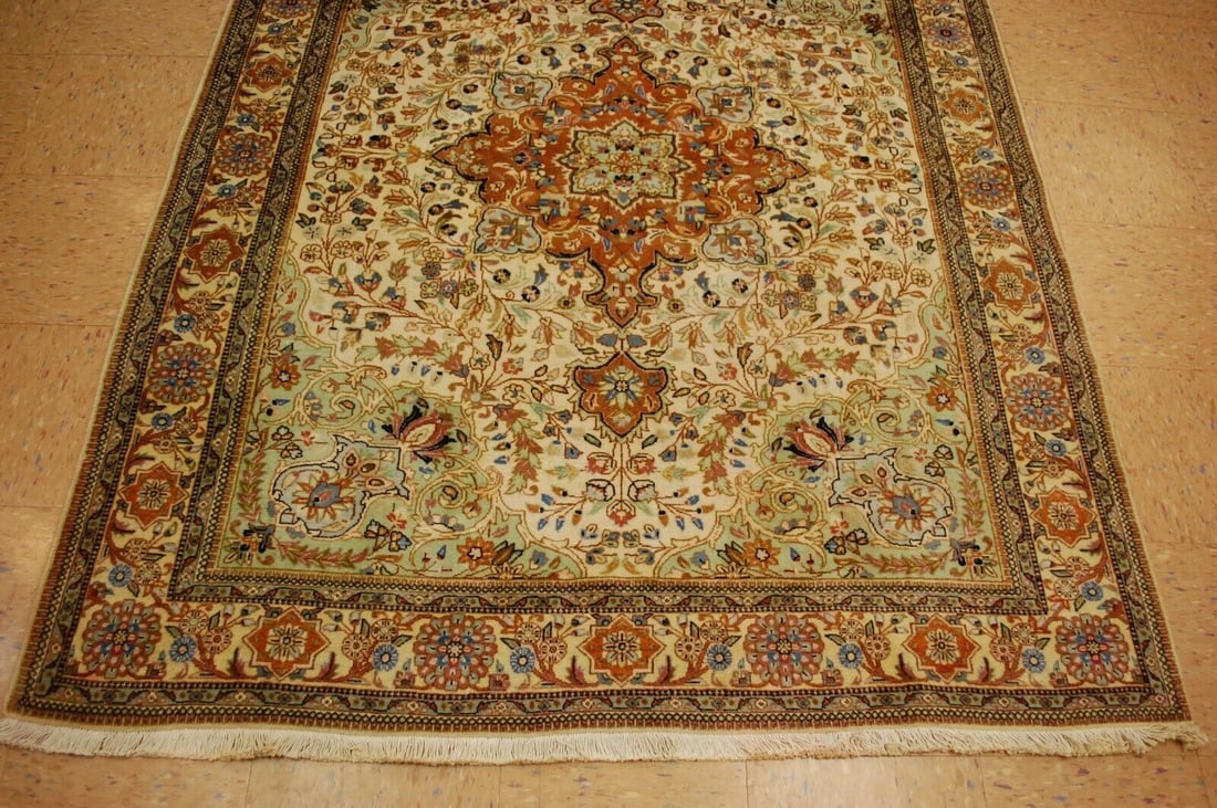 PERSIAN TABRIZ RUG 5x6.2 - 3
