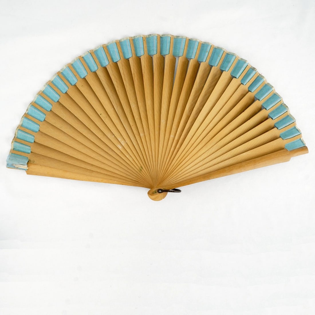 Victorian Aesthetic Movement Fan - 4