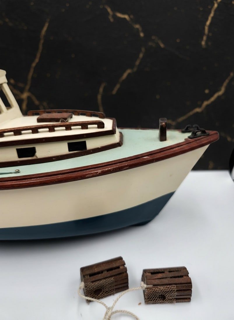 Rustic Wood Fishing Trawler Model Nautical Lobster Boat Tabletop Decor - 11