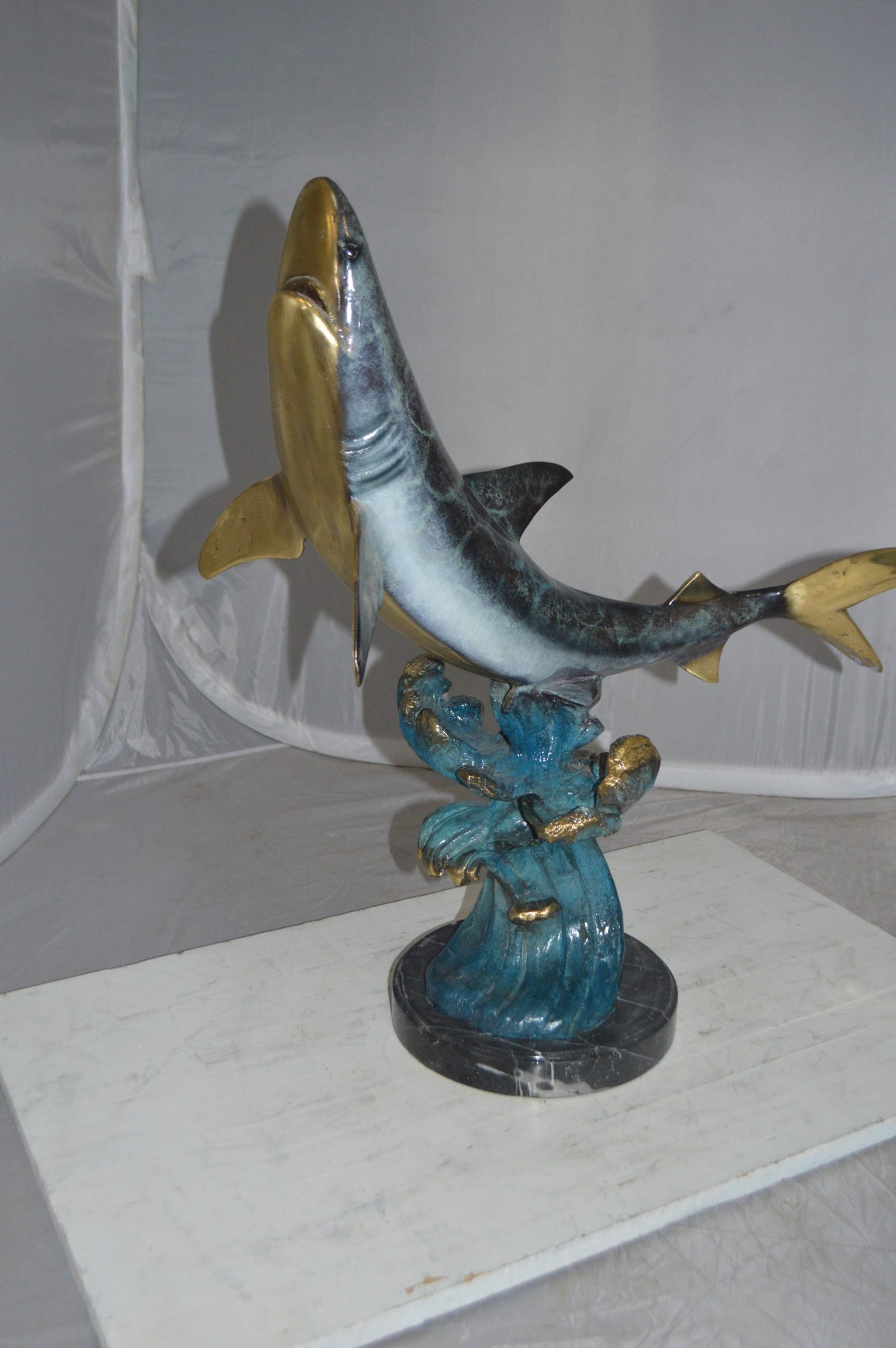 Shark Jumping off the water Bronze Statue - Size: 14"L x 24"W x 28"H. - 6