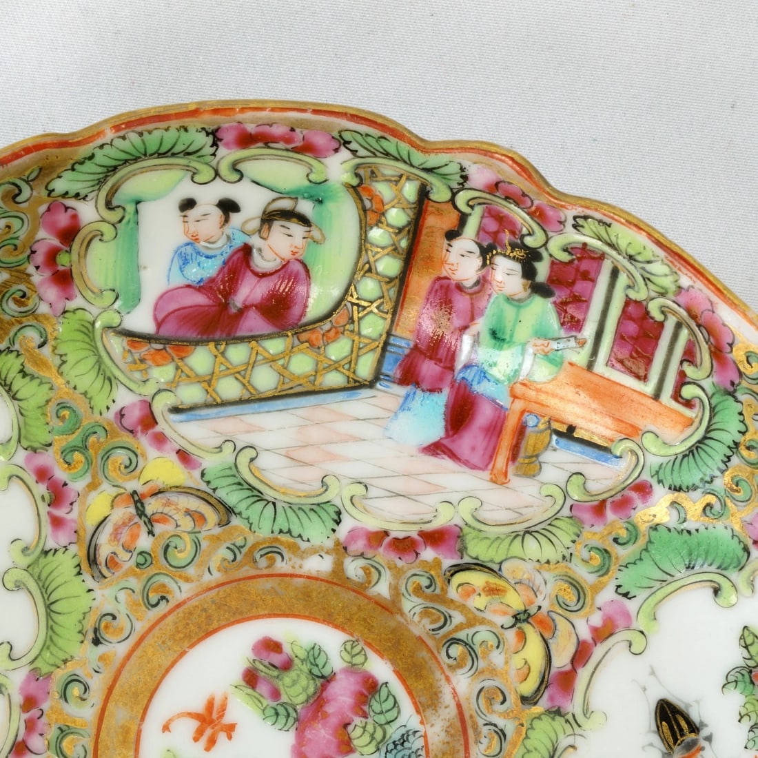 1850s Chinese Rose Mandarin Porcelain Dish - 3