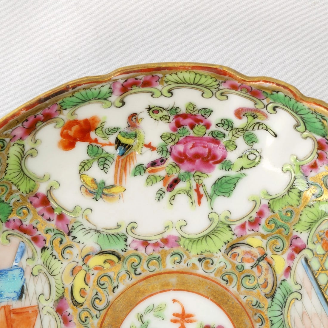 1850s Chinese Rose Mandarin Porcelain Dish - 4