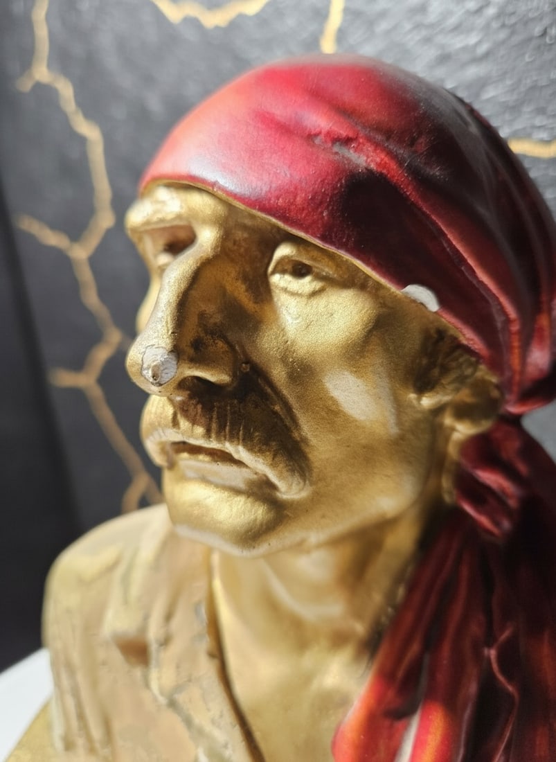 Vintage Chalkware Pirate Bookends Sculpted by Paul Herzel Nautical Decor - 10