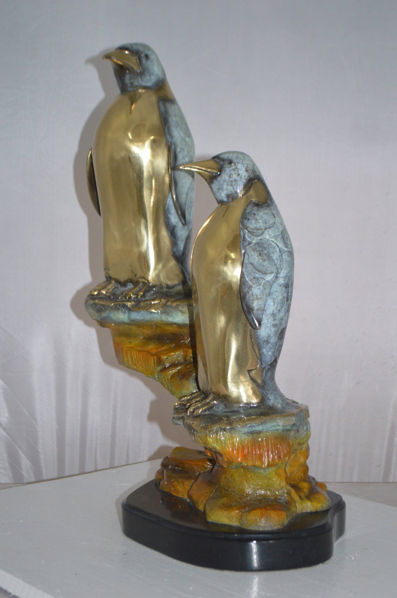 Two Penguins Bronze Statue - Size: 16"L x 10"W x 12"H. - 10
