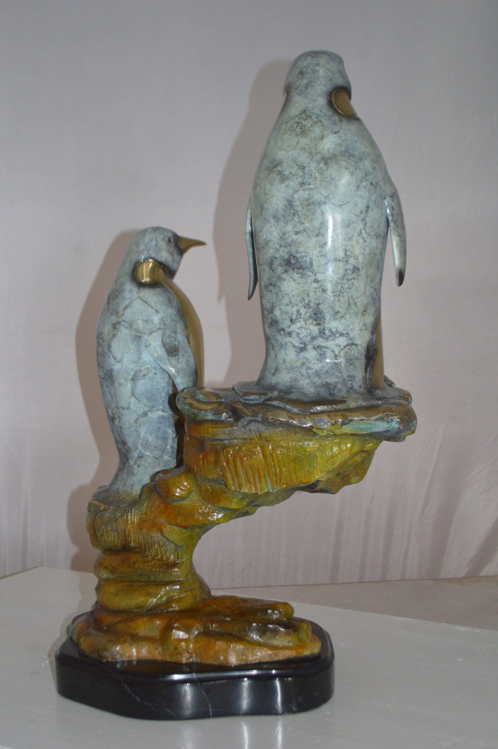 Two Penguins Bronze Statue - Size: 16"L x 10"W x 12"H. - 6
