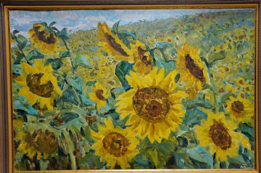 Oil painting Sunflowers Dziuban Ivan Feodosievich: Title: Oil painting Sunflowers Dziuban Ivan Feodosievich Description: NoVern 1435 *** ABOUT THIS PAINTING *** * TITLE: "Sunflowers" * ARTISTS: Dziuban Ivan Feodosievich * SIZE: 51x75 cm/'20.07x29.52
