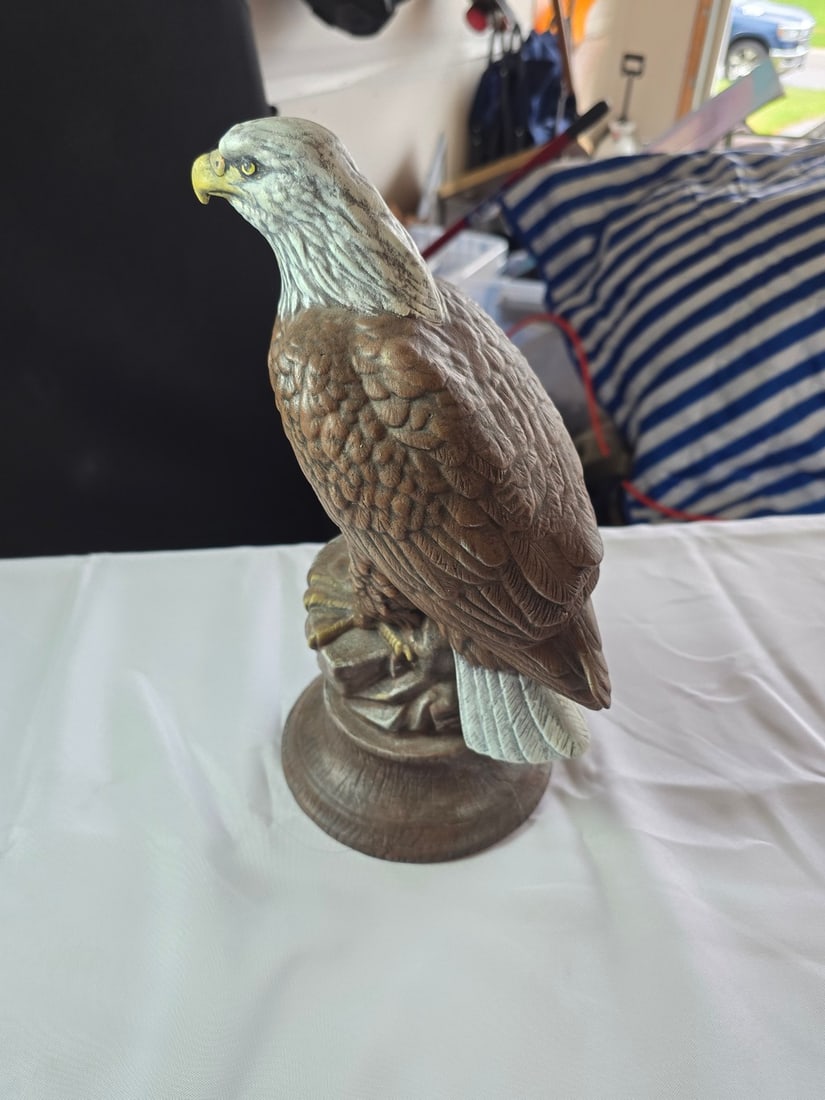 Patriotic American Eagle Figurine - 2