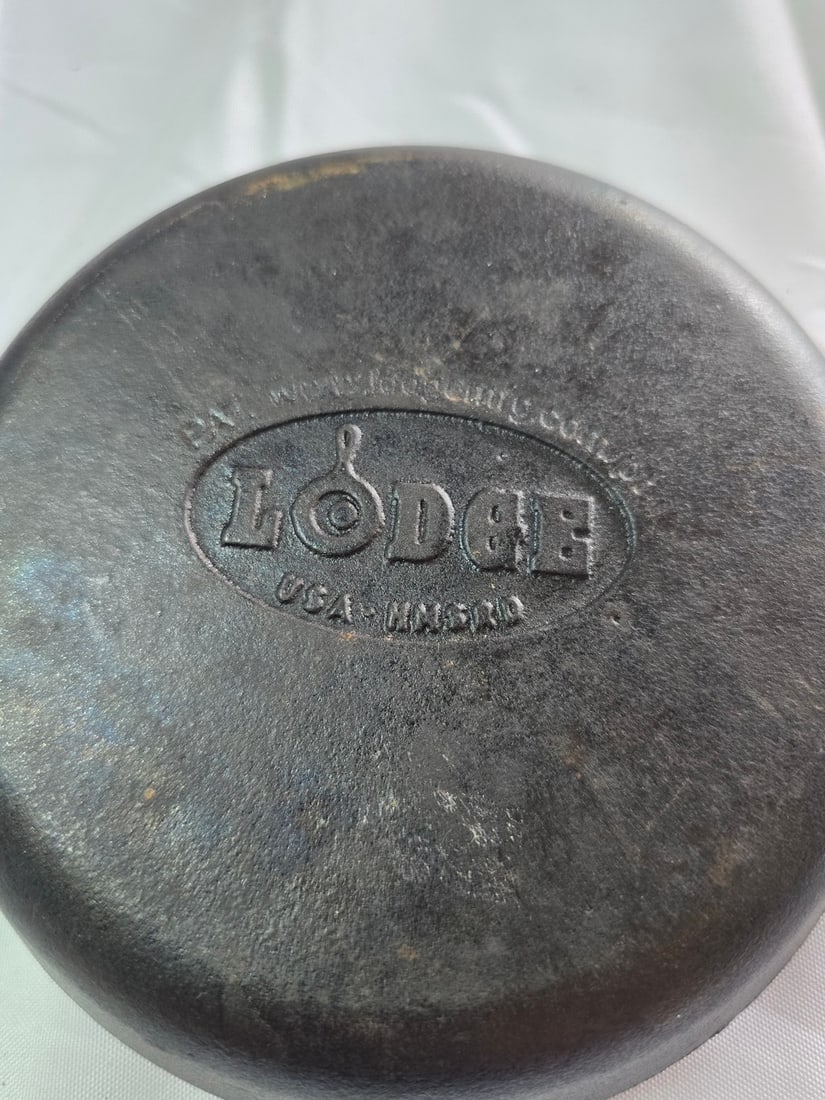 Lodge Cast Iron Mini Pan and Brass Sad Iron - 5