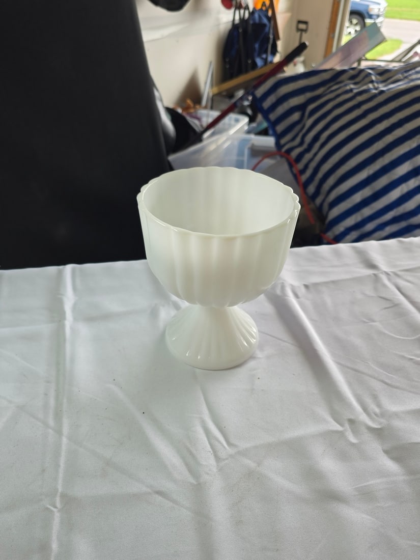 Collection of Four Decorative Items - 5