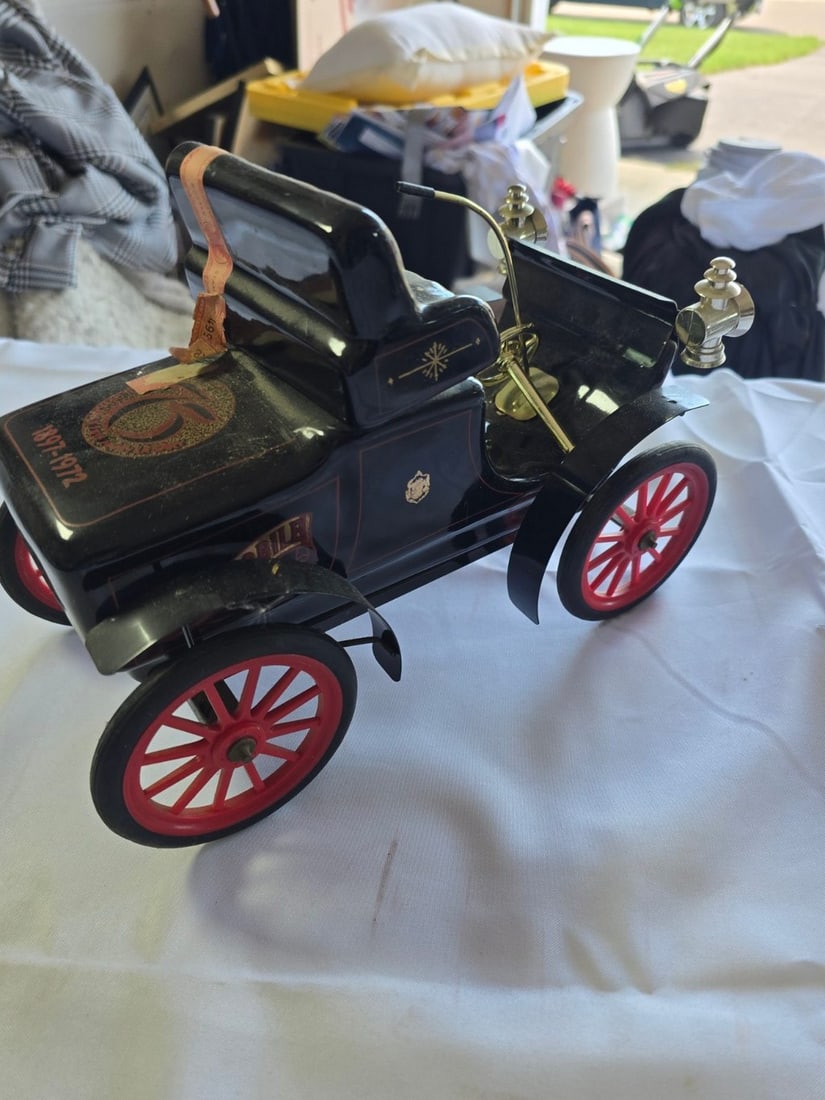 Vintage Jim Beam 1908 Cadillac Model M Decanter - 4