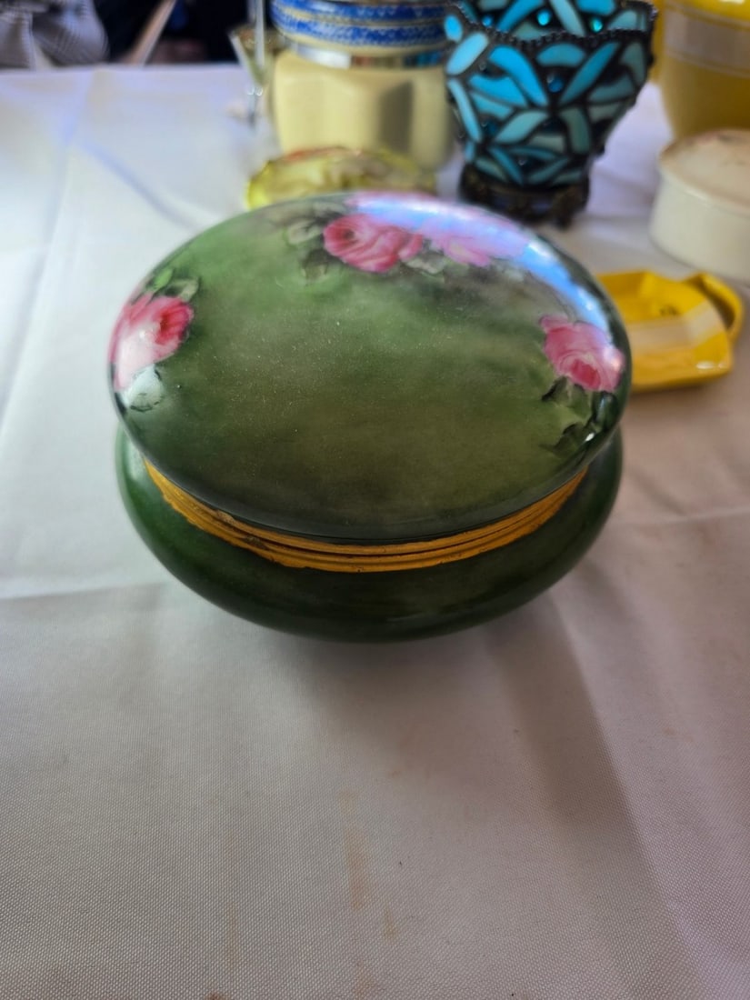 Collection of Decorative Ceramic and Glass Wares - 3