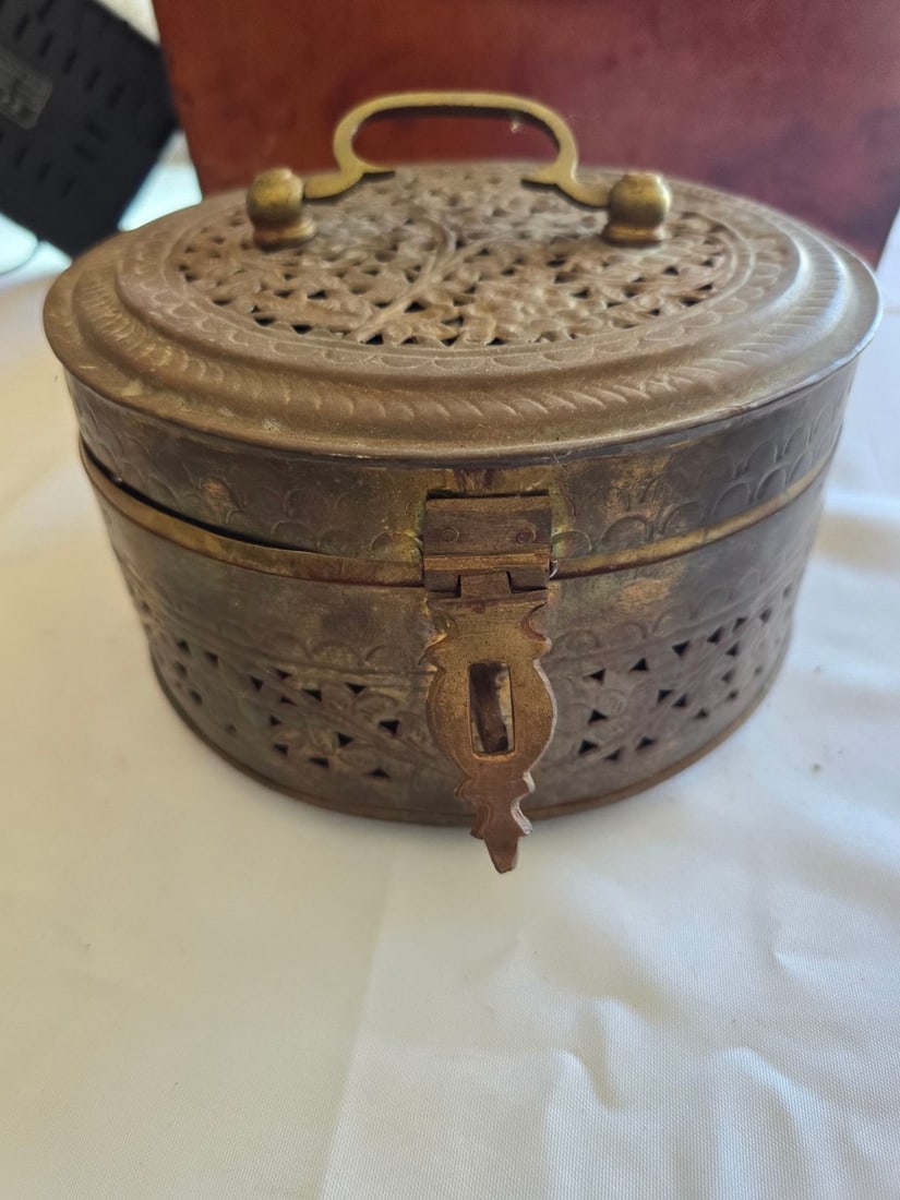 Collection of Decorative Collectibles: Tooled Leather Magazine Rack, Ice Skating Tin, Brass Pot, ... - 6