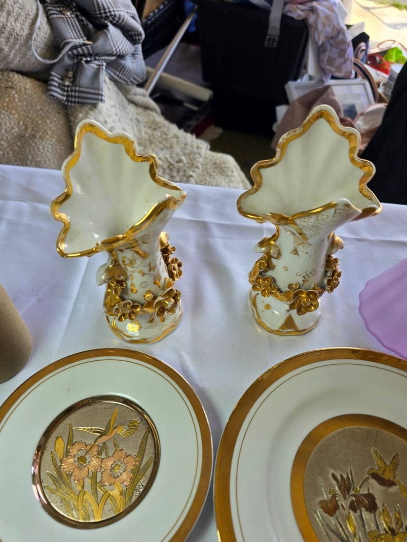Collection of Decorative Porcelain Items and Accessories - 3
