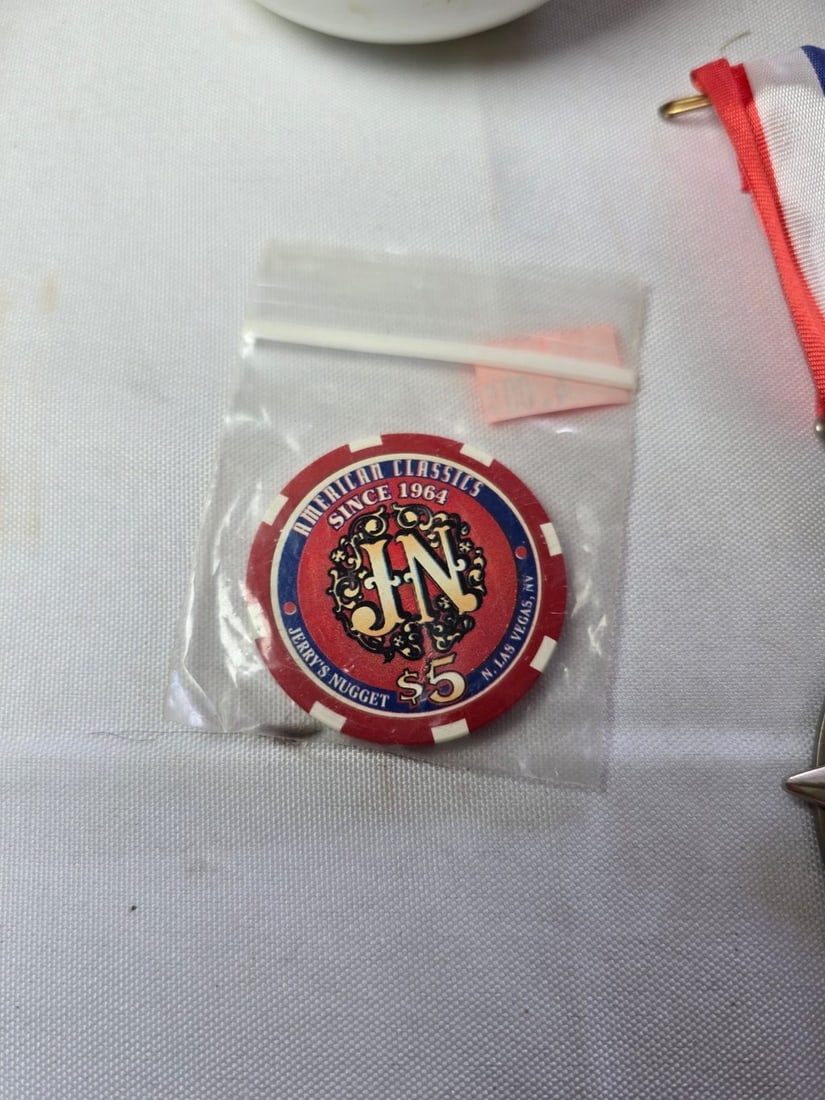Collection of Decorative Objects, Medals, and Collectibles - 4